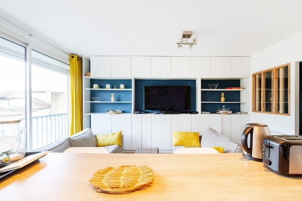 Apartment Double Appartement, Saint Michel, Parking, Wifi